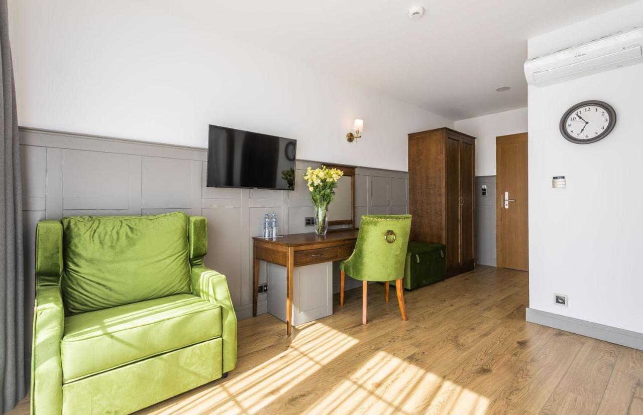 Nordowi Dwor Bed & Breakfast Celbowo Bagian luar foto