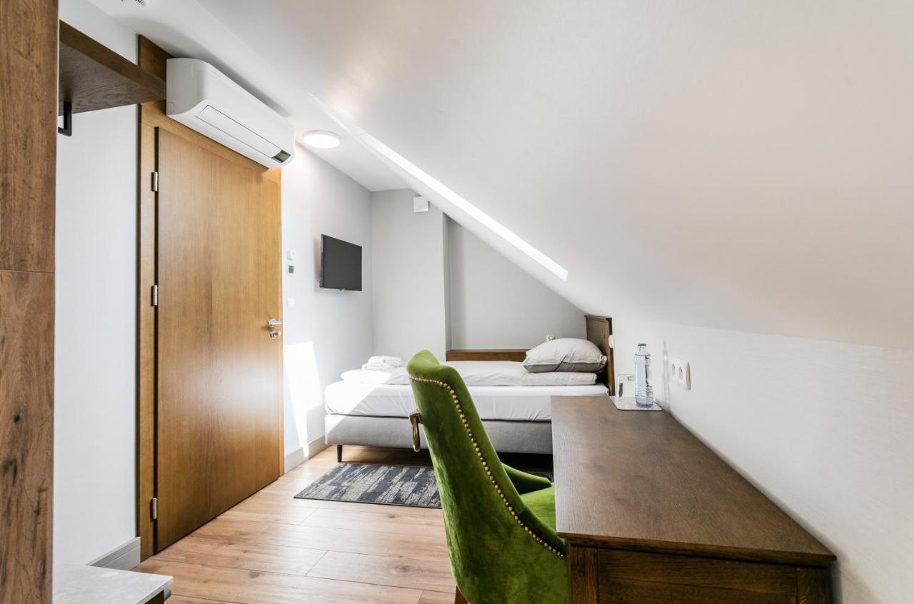 Nordowi Dwor Bed & Breakfast Celbowo Bagian luar foto