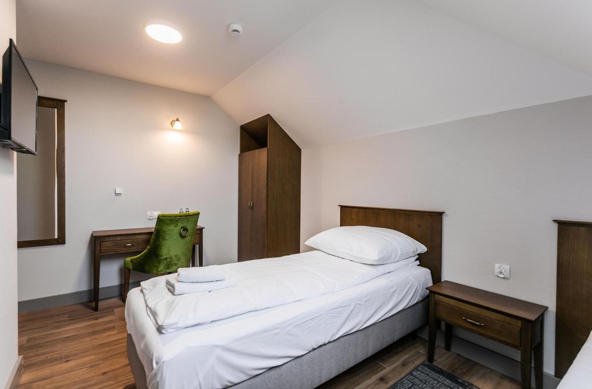 Nordowi Dwor Bed & Breakfast Celbowo Bagian luar foto